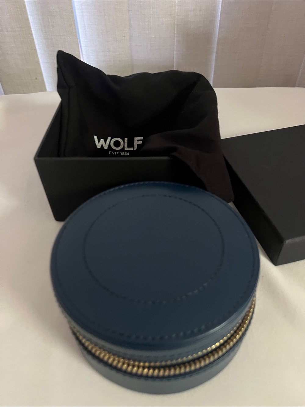 WOLF
Sophia Blue Round Travel Zip Case - Picture 7 of 10
